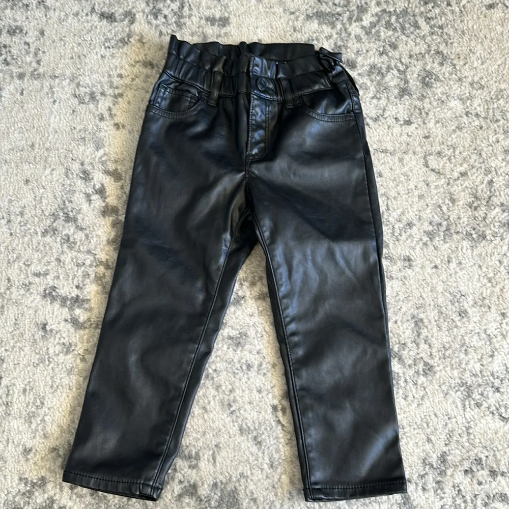 BabyGap Vegan-Leather Mom Pants Toddler Size 4